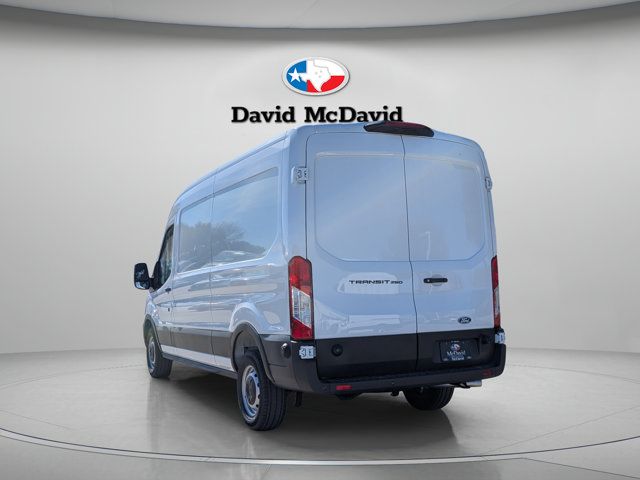 2026 Ford Transit Base