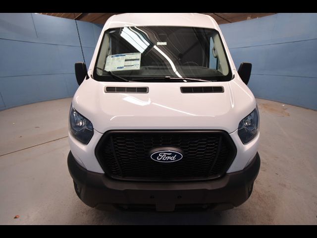 2026 Ford Transit Base