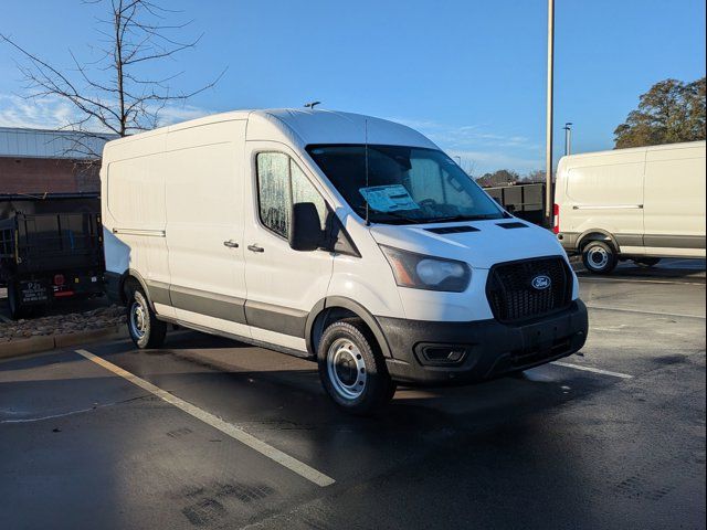 2026 Ford Transit Base