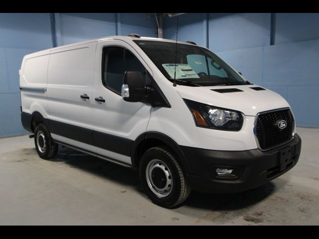 2026 Ford Transit Base