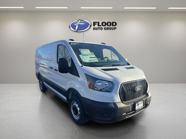 2026 Ford Transit Base