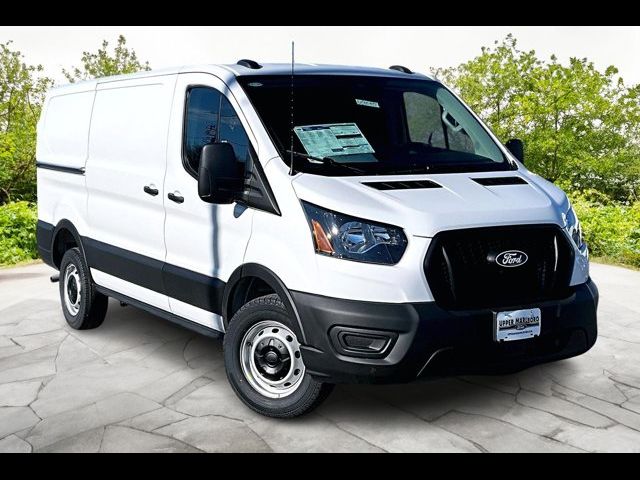 2026 Ford Transit Base