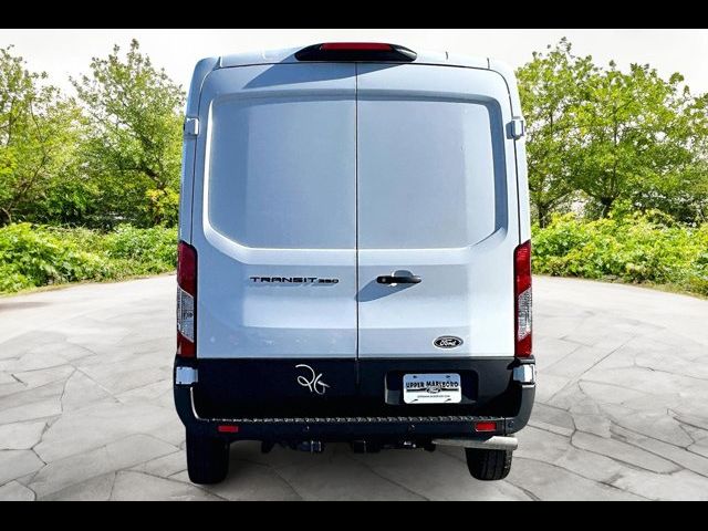 2026 Ford Transit Base