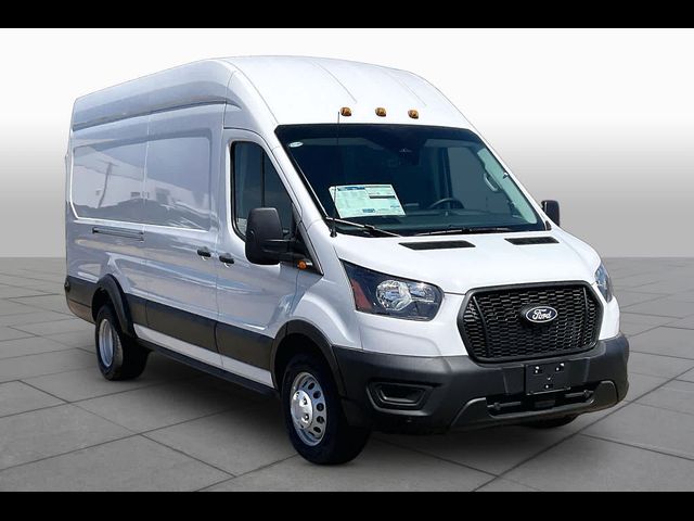 2026 Ford Transit Base