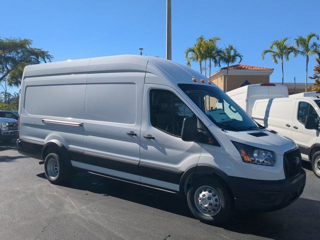 2026 Ford Transit Base
