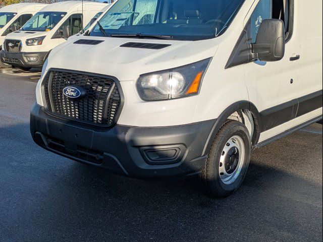 2026 Ford Transit Base