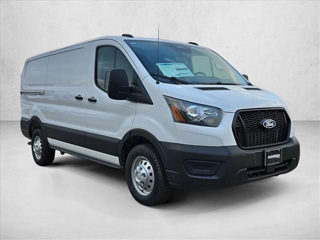 2026 Ford Transit Base