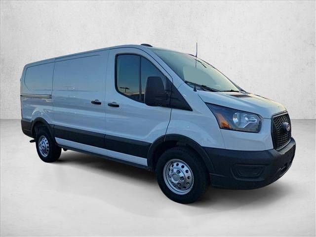 2026 Ford Transit Base