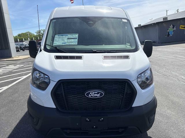2026 Ford Transit Base