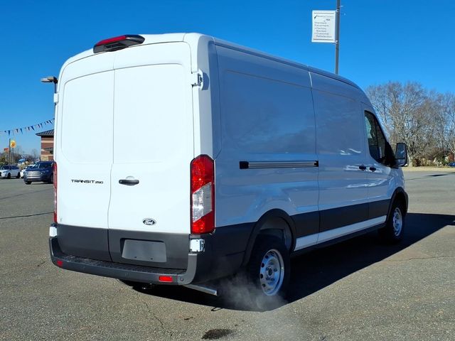 2026 Ford Transit Base