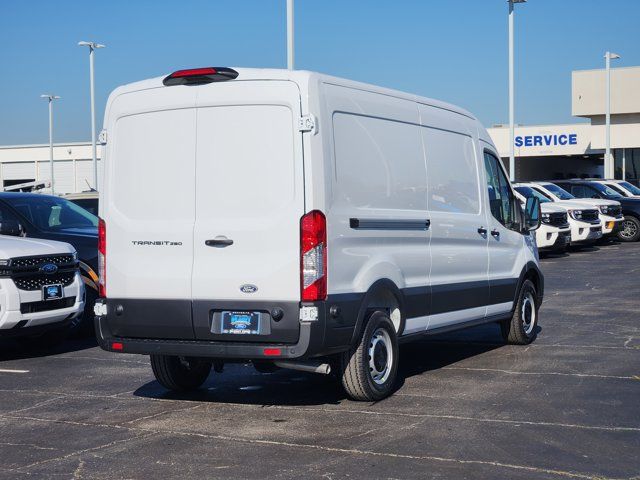 2026 Ford Transit Base