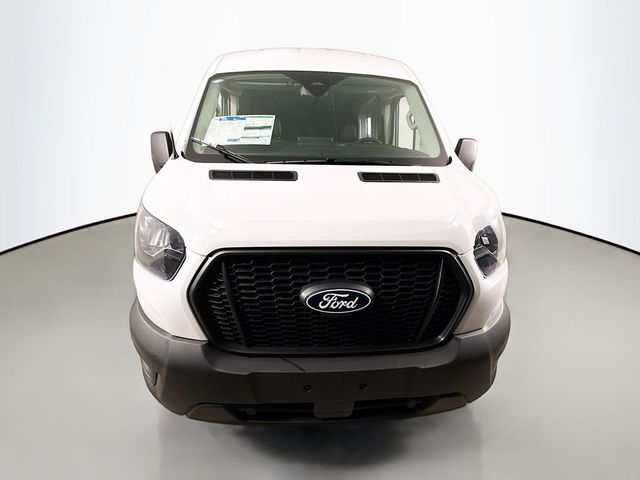 2026 Ford Transit Base
