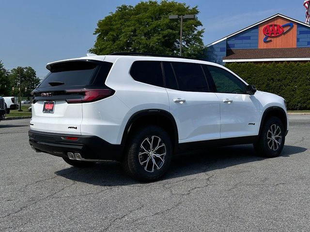 2026 GMC Acadia AWD AT4