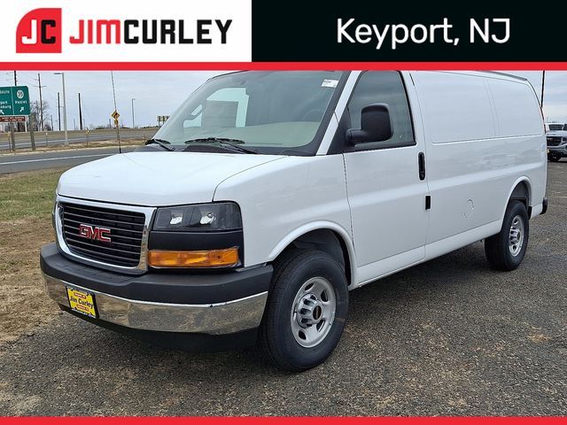 2026 GMC Savana Base