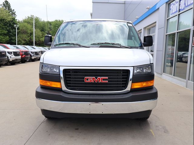 2026 GMC Savana Base