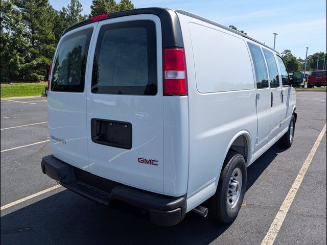 2026 GMC Savana Base