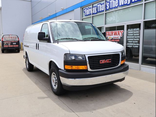 2026 GMC Savana Base