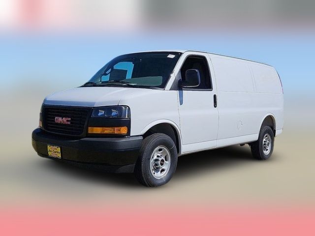 2026 GMC Savana Base