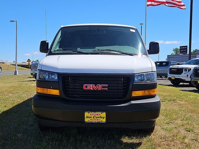 2026 GMC Savana Base