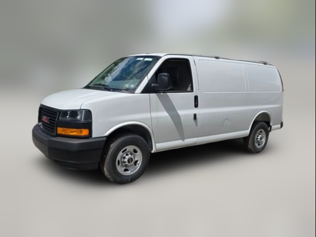 2026 GMC Savana Base