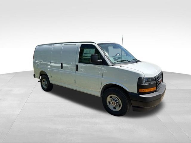 2026 GMC Savana Base