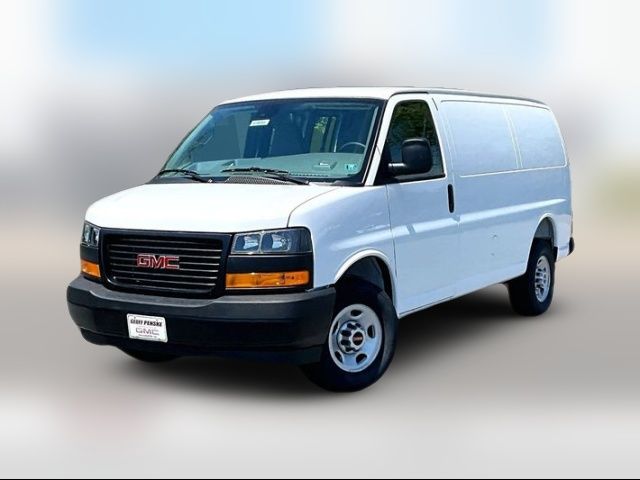 2026 GMC Savana Base