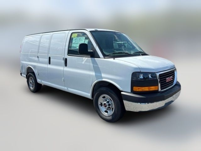 2026 GMC Savana Base