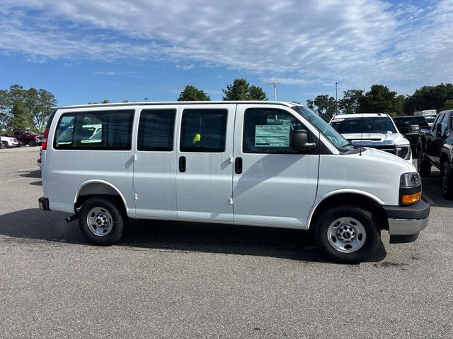 2026 GMC Savana Base