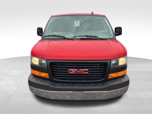 2026 GMC Savana Base