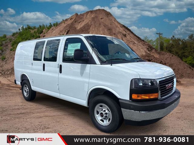 2026 GMC Savana Base