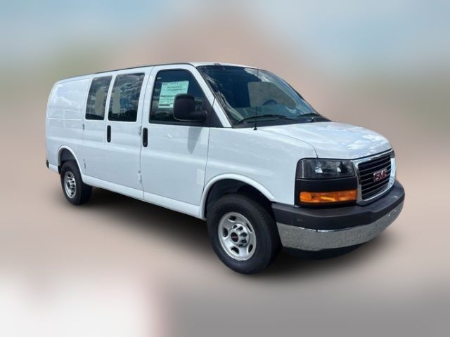 2026 GMC Savana Base