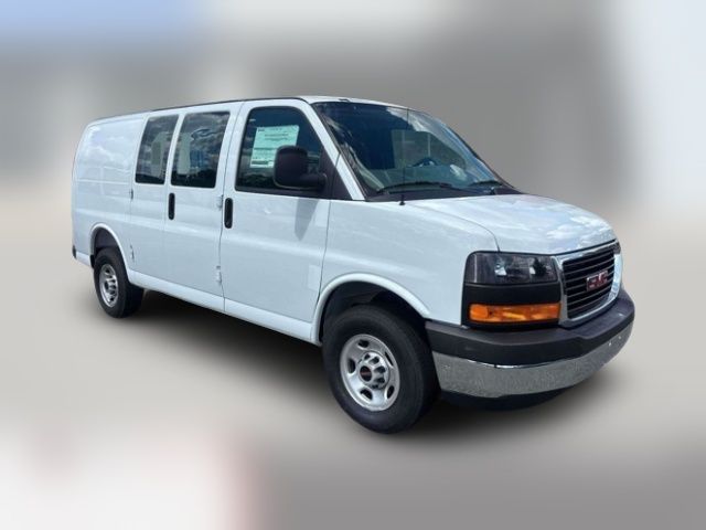 2026 GMC Savana Base