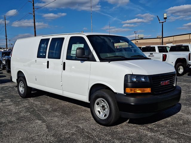 2026 GMC Savana Base