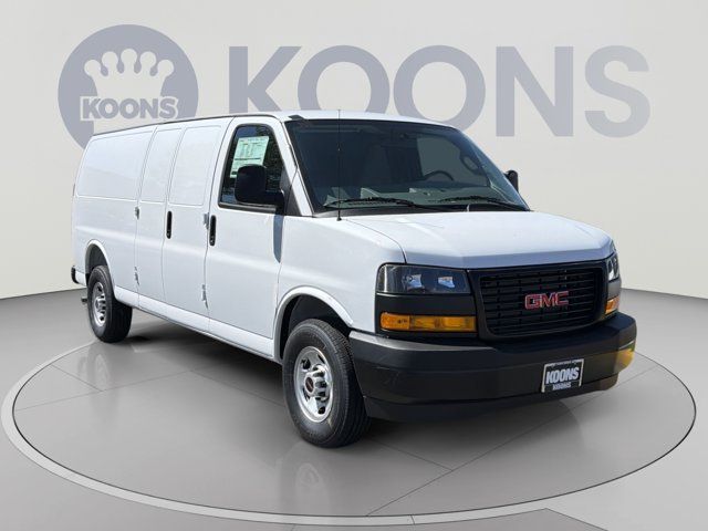 2026 GMC Savana Base