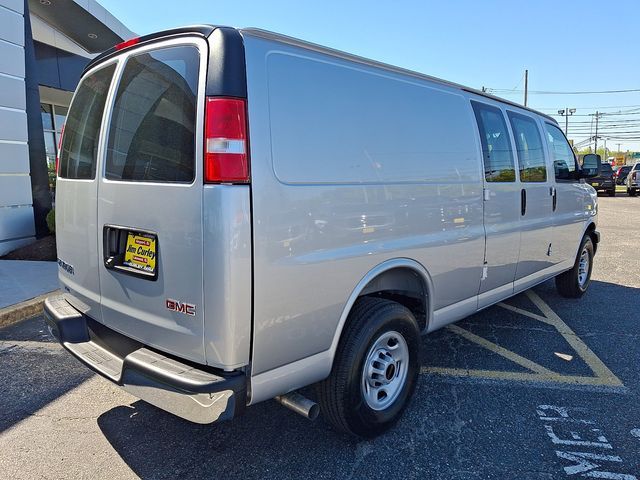 2026 GMC Savana Base