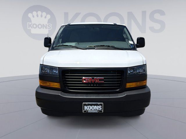 2026 GMC Savana Base