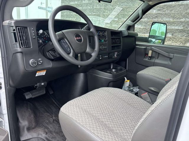 2026 GMC Savana Base