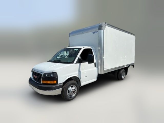 2026 GMC Savana Base