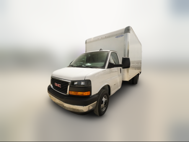 2026 GMC Savana Base