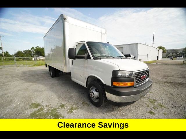 2026 GMC Savana Base
