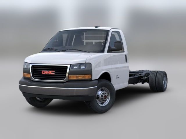 2026 GMC Savana Base