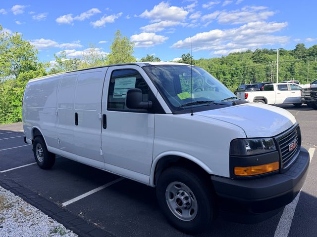 2026 GMC Savana Base