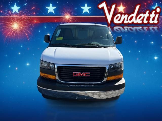 2026 GMC Savana Base