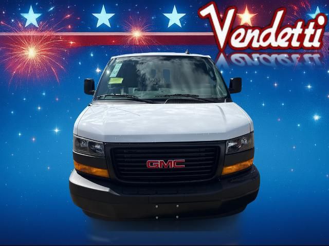 2026 GMC Savana Base