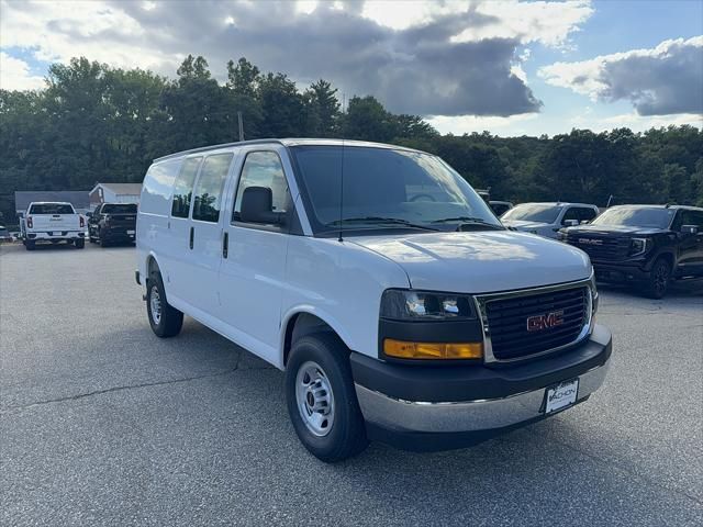 2026 GMC Savana Base
