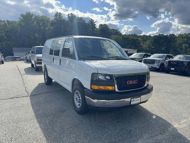 2026 GMC Savana Base