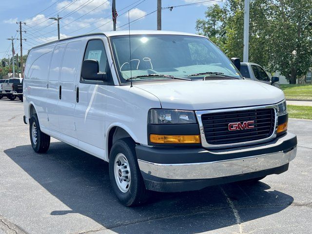 2026 GMC Savana Base