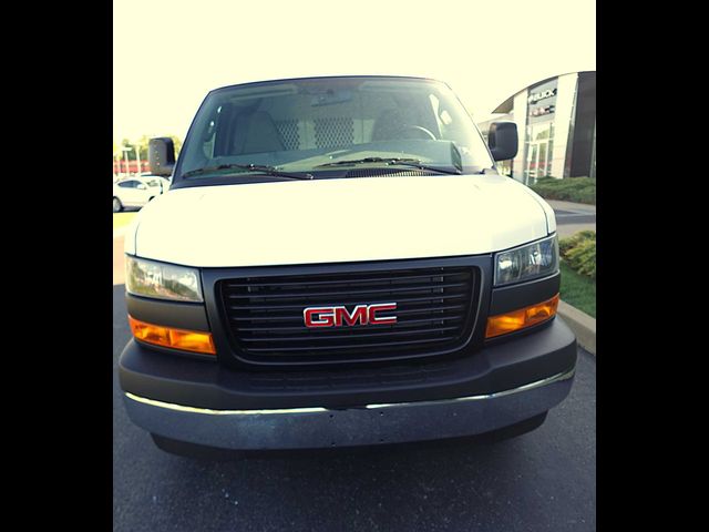 2026 GMC Savana Base