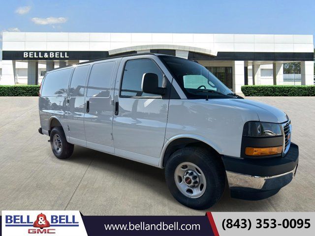 2026 GMC Savana Base