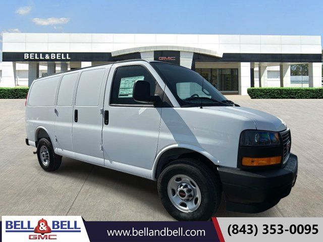2026 GMC Savana Base
